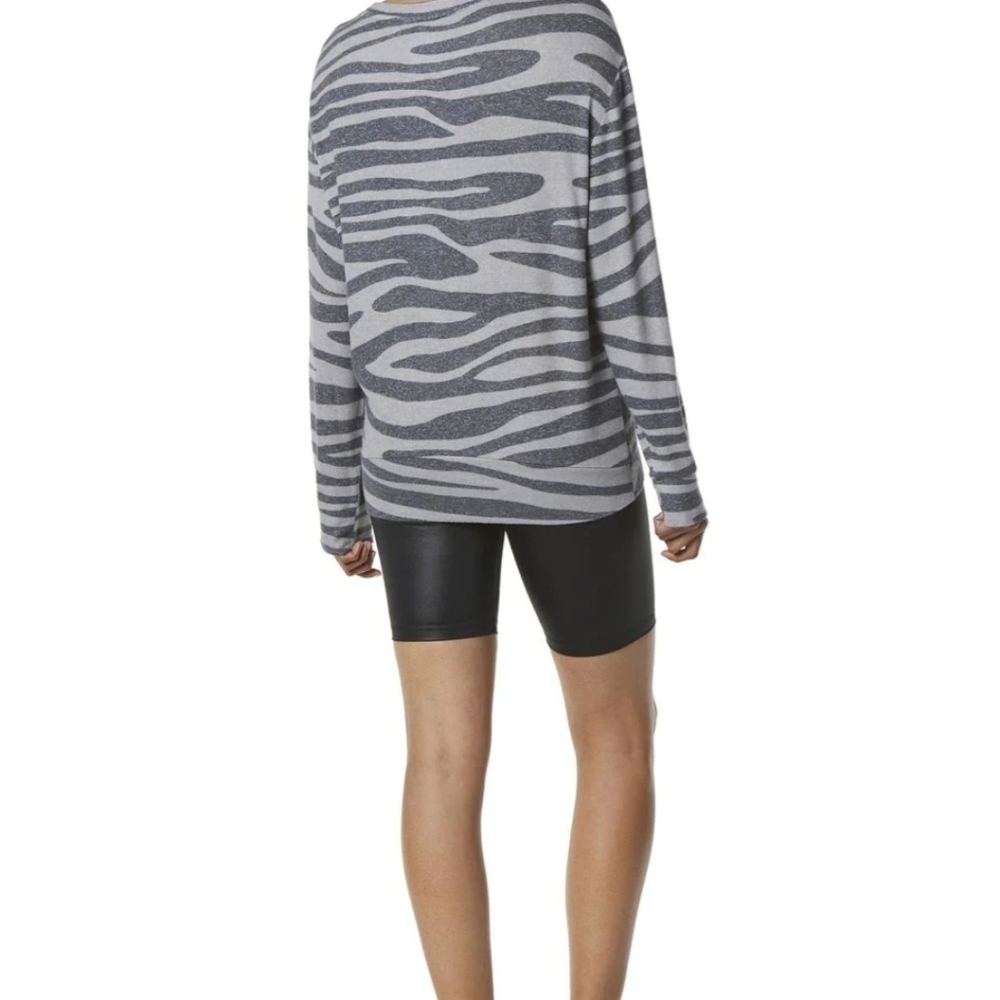 MARC NY PERFORMANCE Hacci High Low Pullover Top NWT - Picture 3 of 6